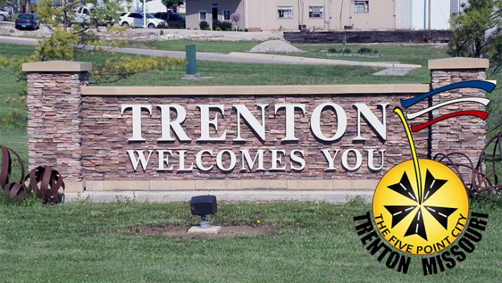 Trenton, Missouri sign at entrance to city