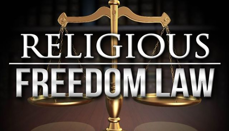 Main kinds of religious law. You know who else. Судебные весы и молоток и библия. Who else почему. What is law текст.