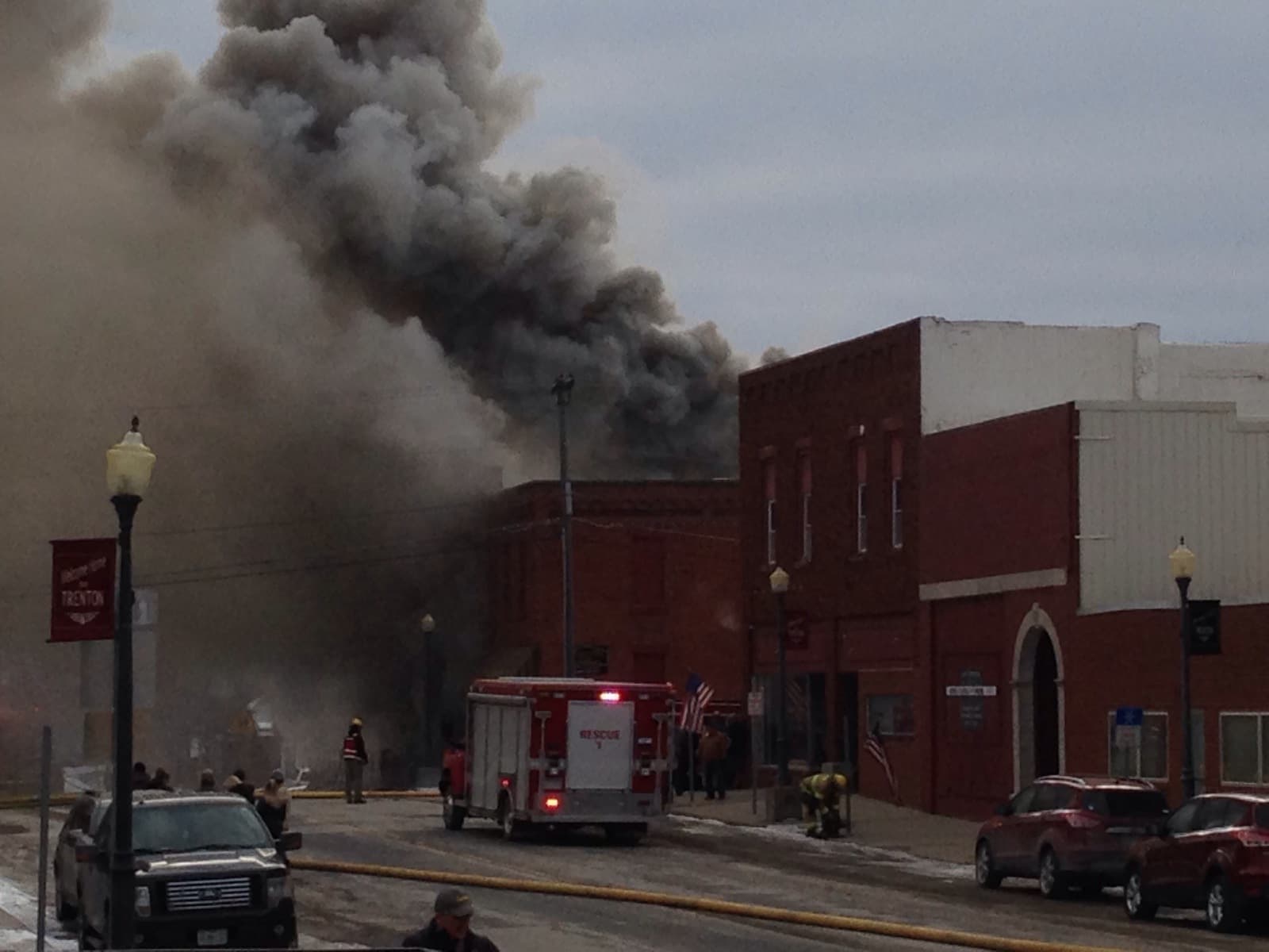 Fire destroys multiple buildings in downtown Trenton