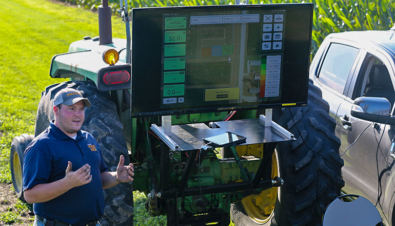 Bo Young explaining Climate FieldView technology