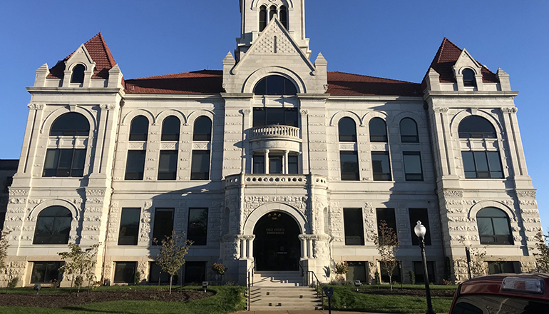 The Cole County Courthouse in Jefferson City (Photo by Tessa Weinberg-Missouri Independent)