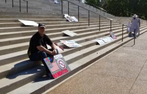 Robert Wimer at Anti Vaccination Rally