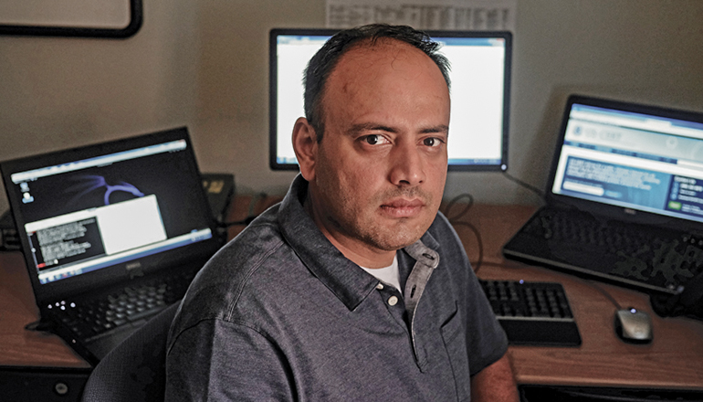 Shaji Khan, associate professor of information technology at the University of Missouri–St. Louis (photo by August Jennewein-UMSL campus photographer)