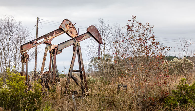 Abandoned oil or gas well (Photo courtesy Missouri News Service)
