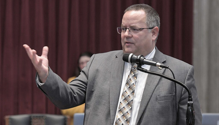 Representative Dan Shaul and chair of house special committee on Redristricting (photo courtesy Tim Bommel - Missouri House Communications