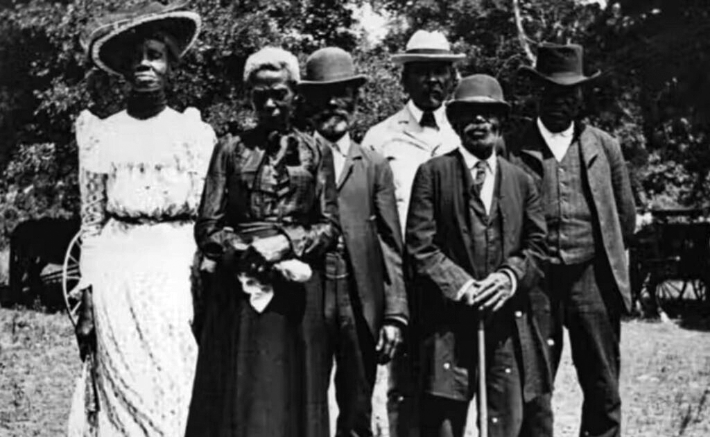Emancipation Day celebration, June 19, 1900, held in ‘East Woods’ on East 24th St. in Austin, Texas. (Austin History Center)