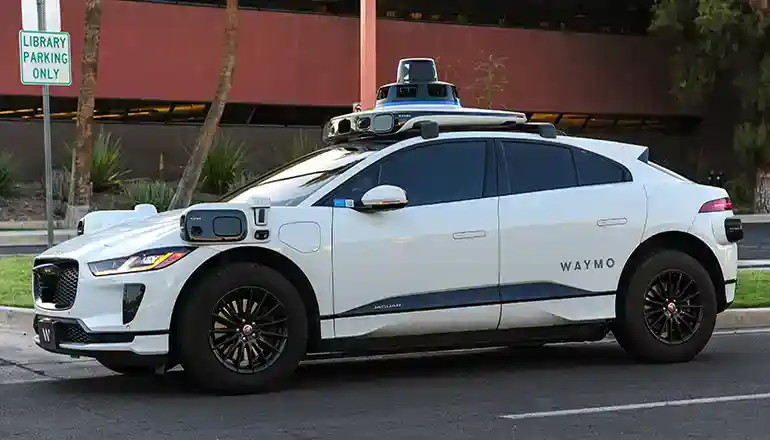 Missouri lawmakers push Waymo driverless taxi bill ahead